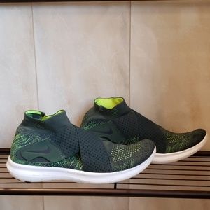 Nike Free RN Motion Flyknit